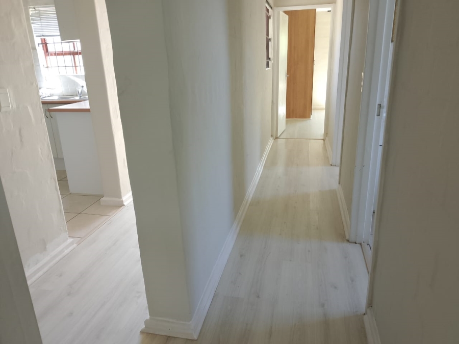 3 Bedroom Property for Sale in Table View Western Cape